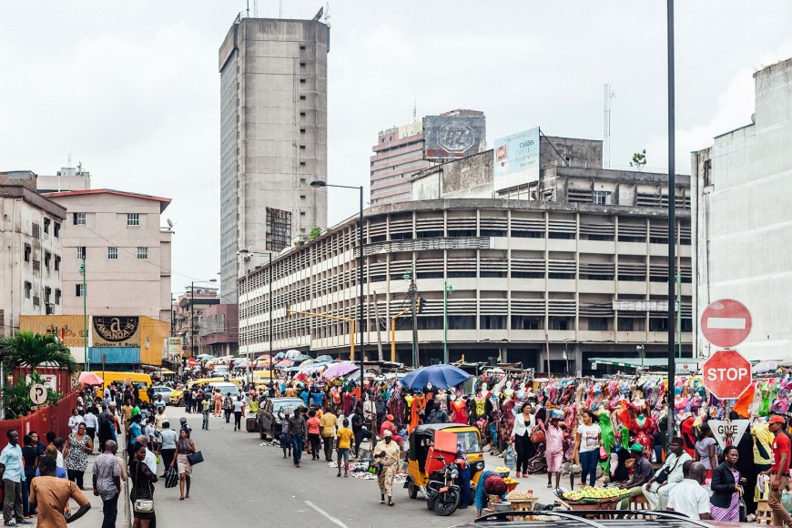African Street Markets Driving Local Economies