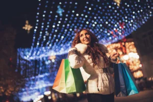 How Seasonal Income Shapes Shopping Patterns
