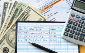 How to Build an Errand Budget Into Monthly Planning