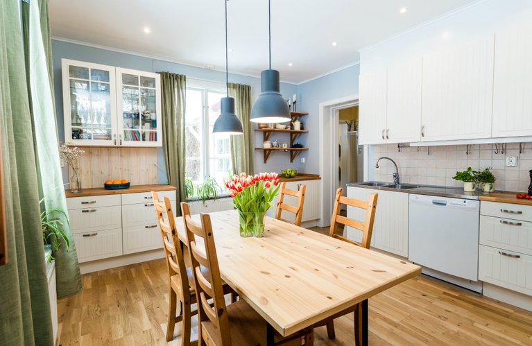 How to Prepare a Home for Extended Family Visits