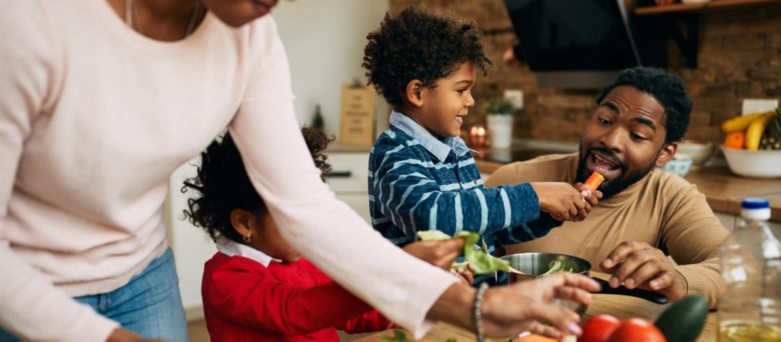 How Families Save Big With Shared Bulk Food
