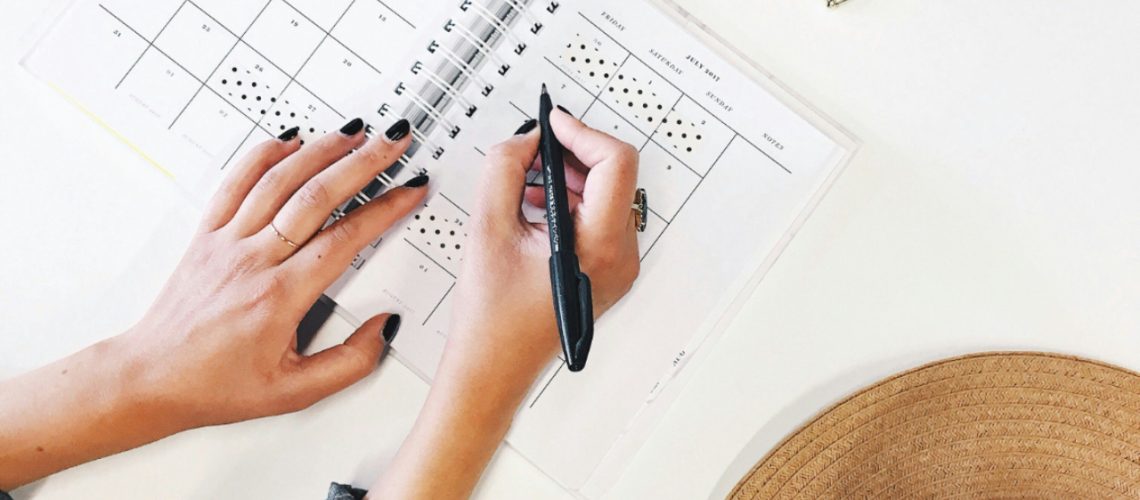 Creating a Weekly Reset Routine That Actually Works