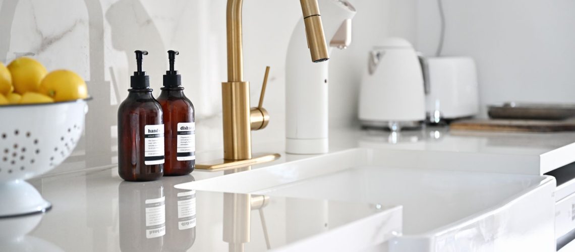 7 Cleaning Habits That Keep Your Home Spotless